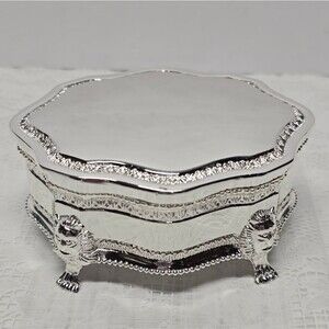 Silver Chrome Lion Heads Footed Non Tarnish Jewelry Trinket Box Victorian Style